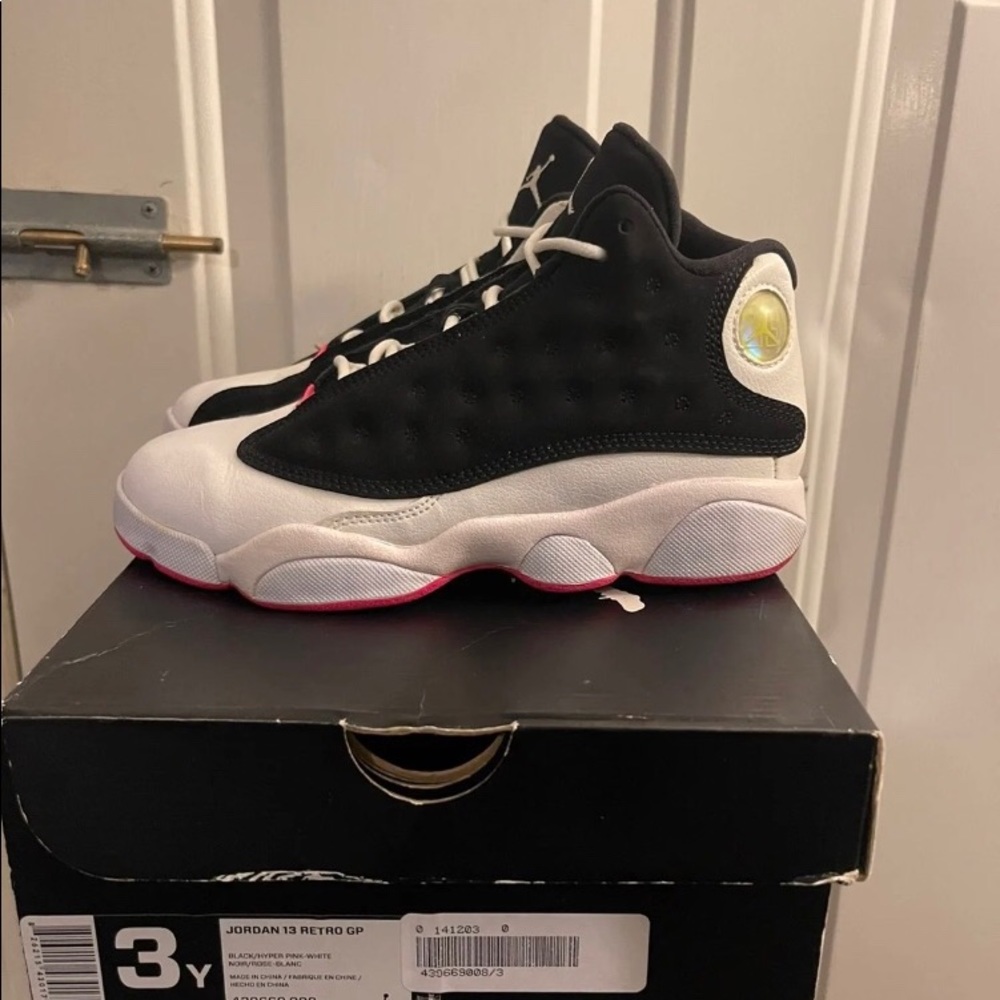 Nike Air Jordan 13s Retro Hyper pink sz 3Y
